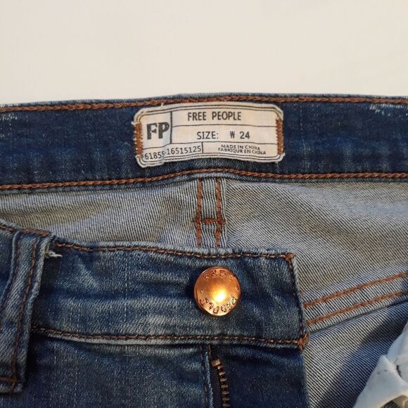 Free People Women's Distressed Skinny Stretch Denim Raw Hem Ankle Blue Jeans 24 - Picture 10 of 11